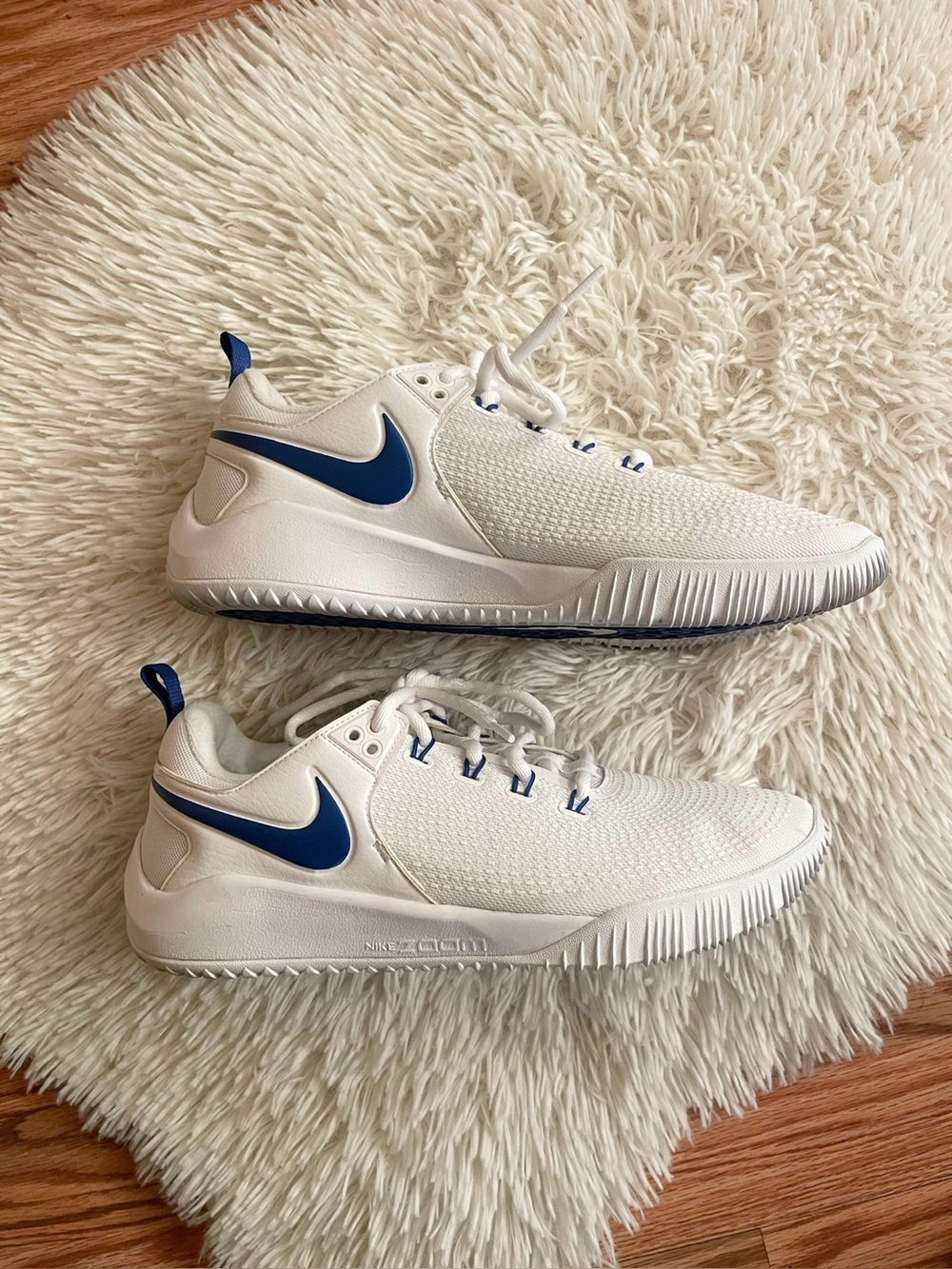 Women’s Nike Zoom Volleyball Sneakers 10